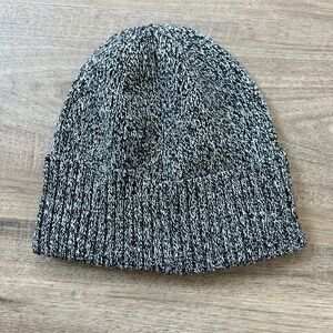 Time and Tru Black and White Knit Beanie